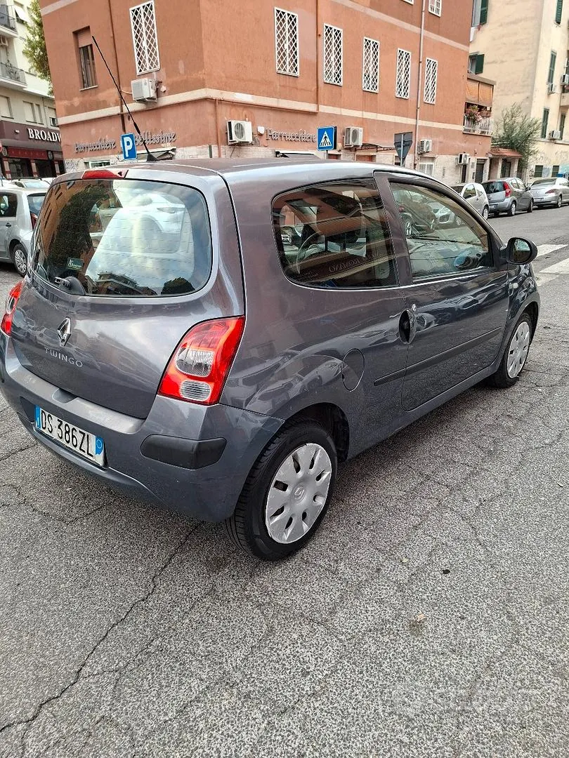 Renault Twingo 2008 photo 2