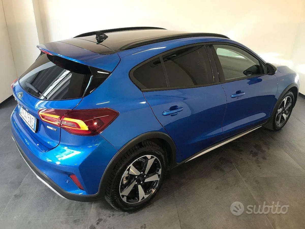Ford Focus 2023 photo 5