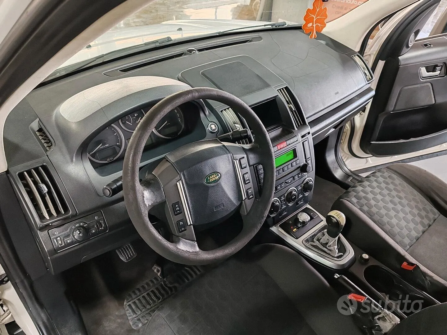 Land Rover Freelander 2008 photo 5