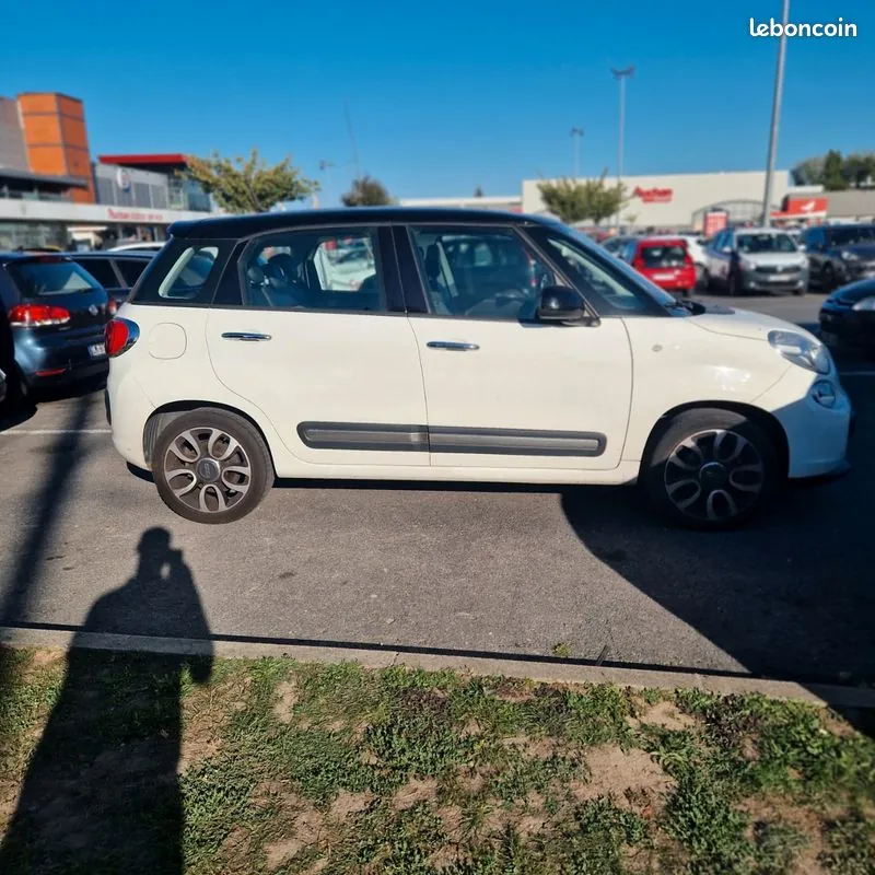 Fiat 500L 2012 photo 2
