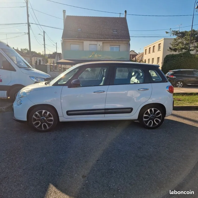 Fiat 500L 2012 photo 3