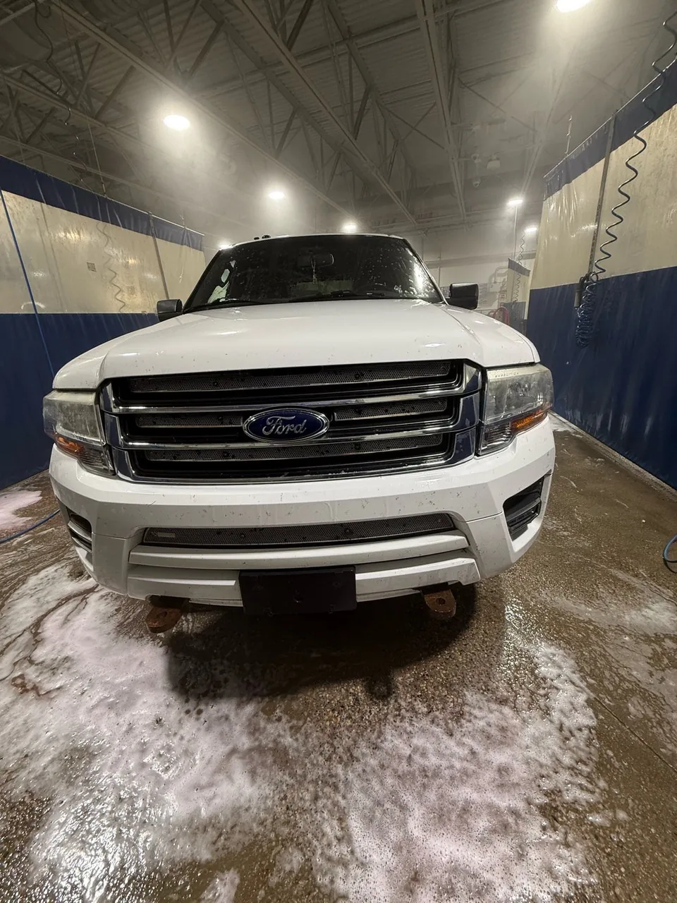 Ford Expedition 2016 photo 2