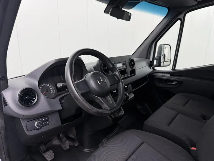 Mercedes-Benz Sprinter 2021 photo 3