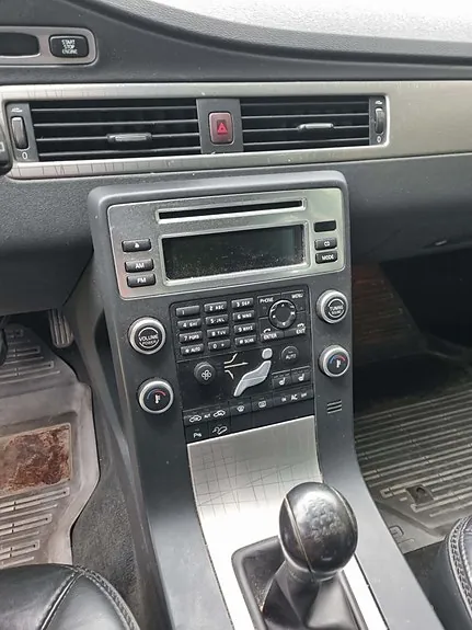 Volvo Xc70 2010 photo 4