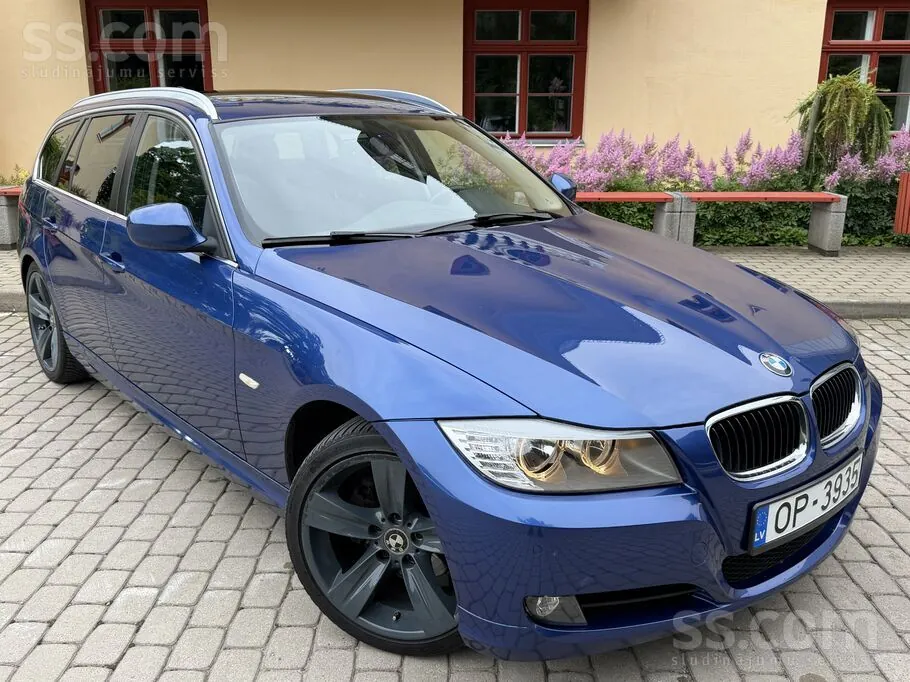 BMW 320D 2010 photo 3
