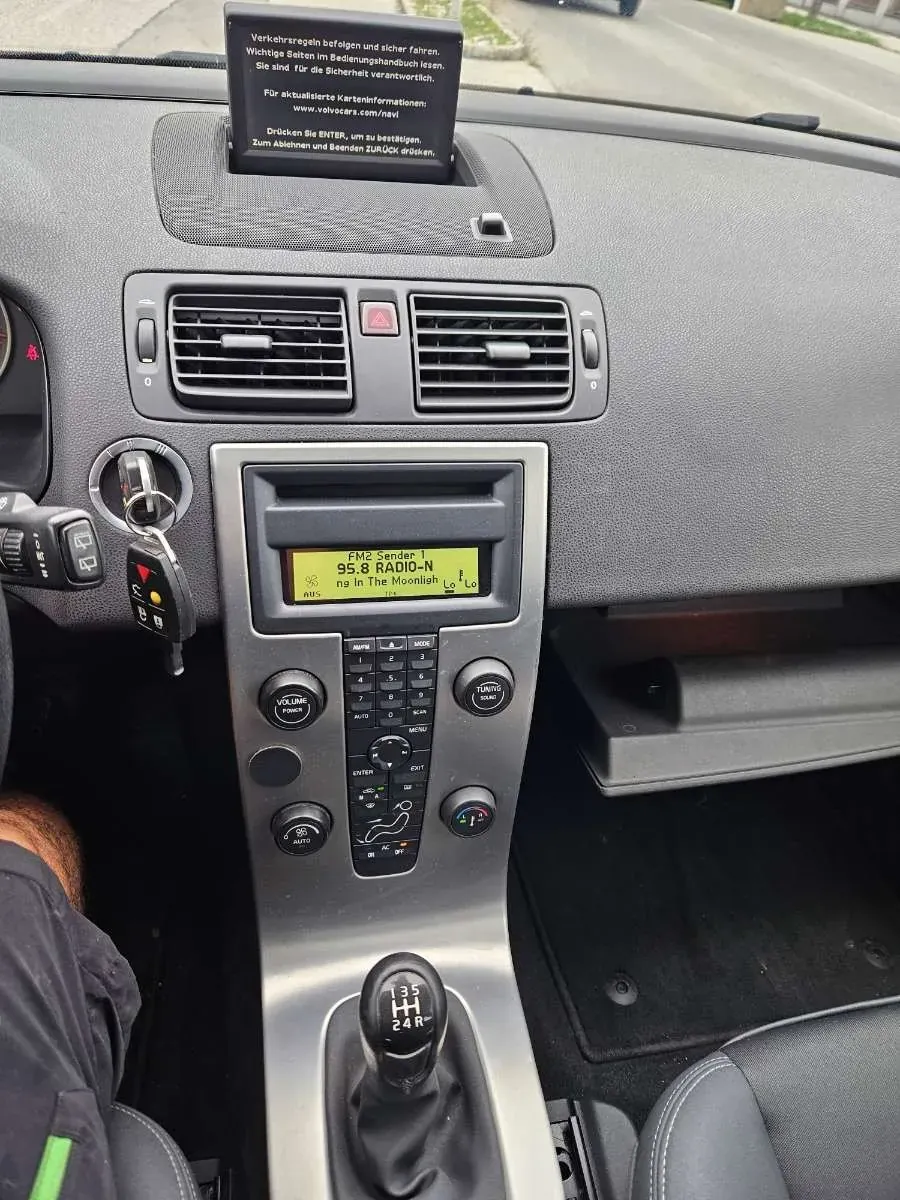 Volvo V50 2006 photo 2