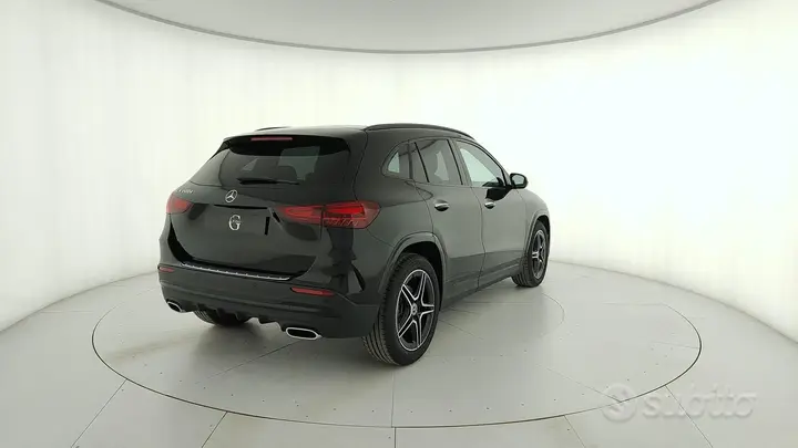 Mercedes-Benz Gla 2026 photo 3