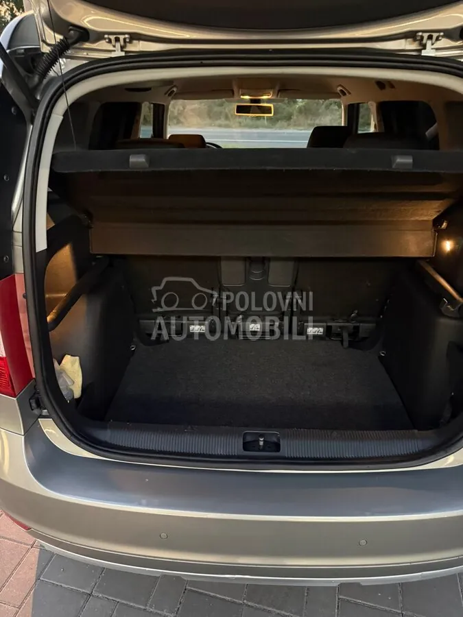 Skoda Yeti 2014 photo 4