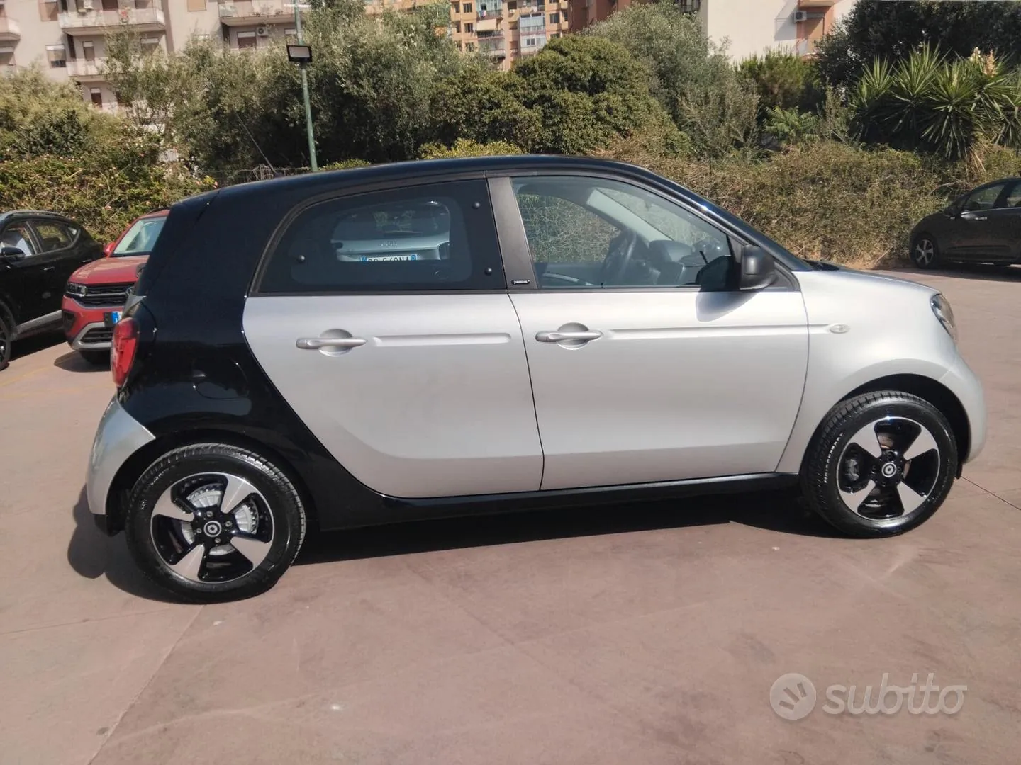 Smart Forfour 2019 photo 2