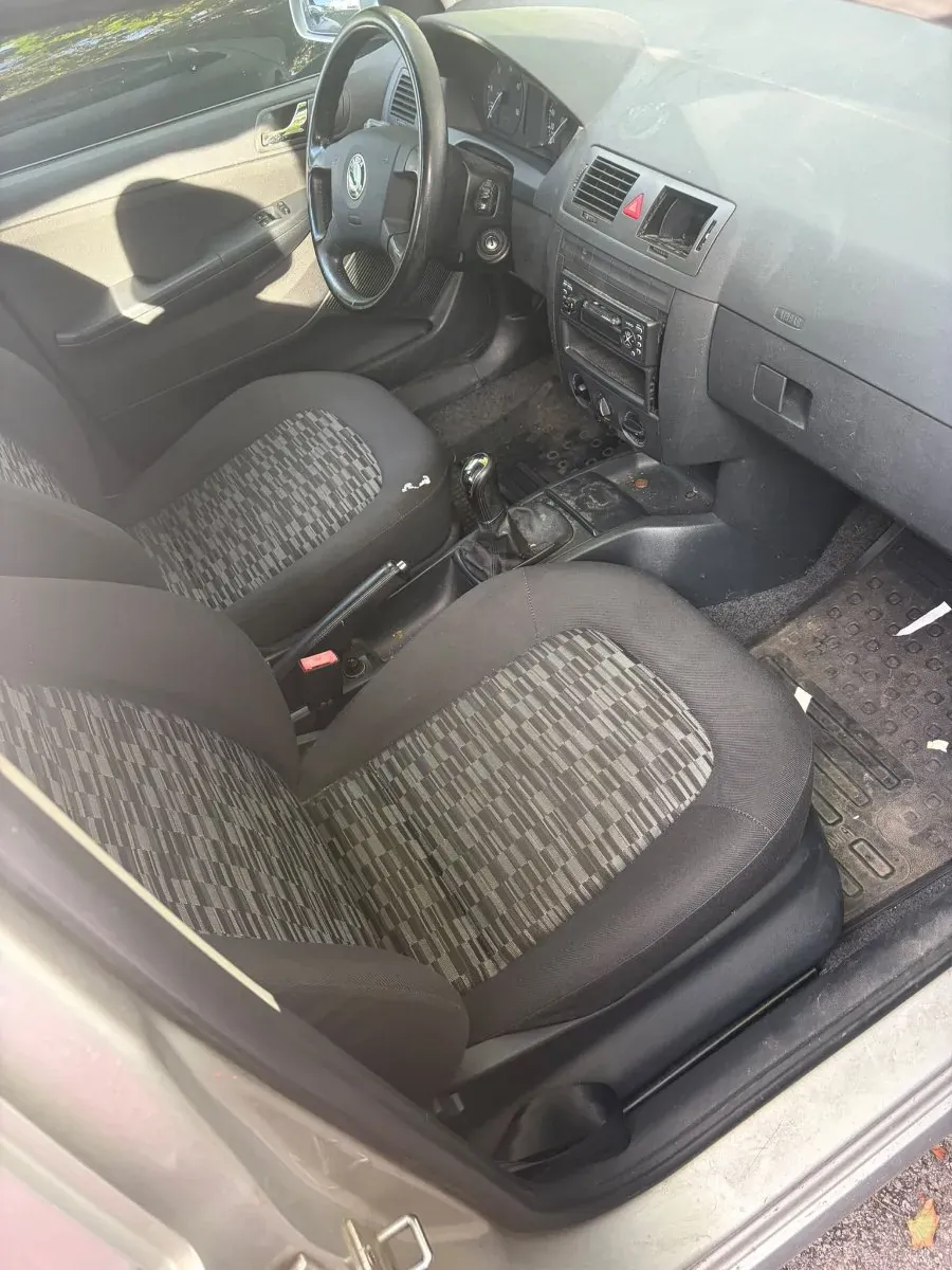 Skoda Fabia 2006 photo 2