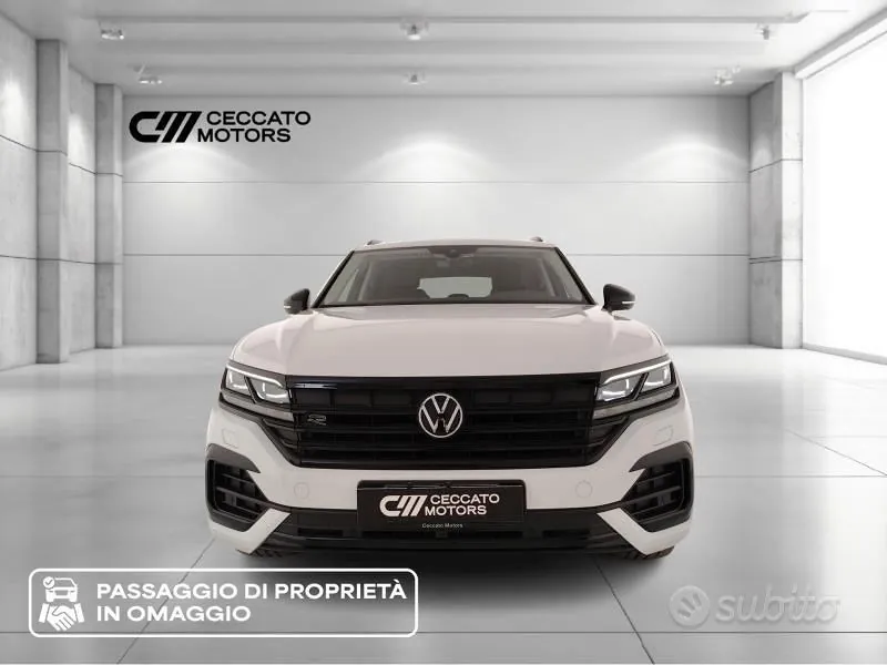 Volkswagen Touareg 2023 photo 2