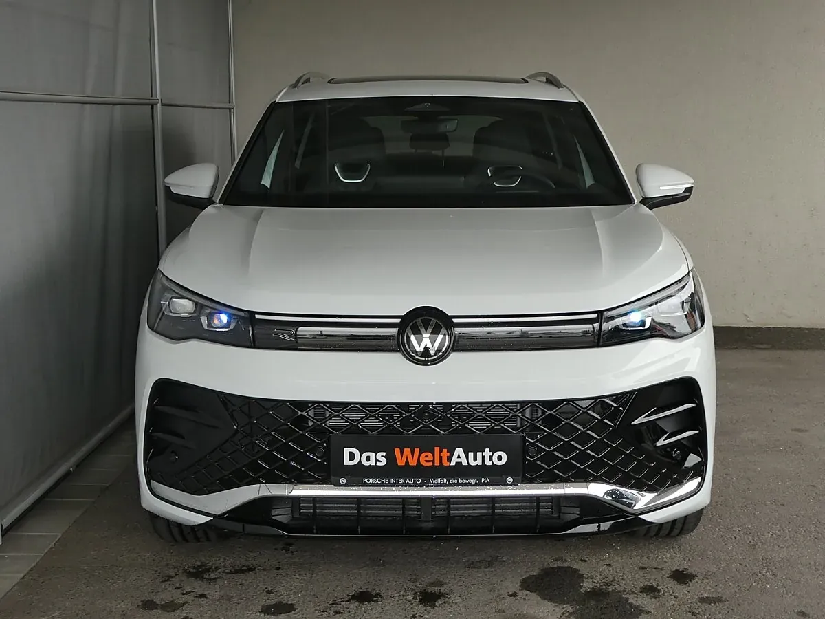 Volkswagen Tiguan 2025 photo 2