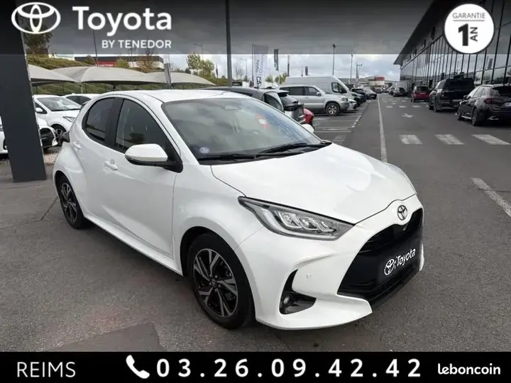 Toyota Yaris 2025 photo 2