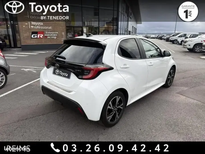 Toyota Yaris 2025 photo 4