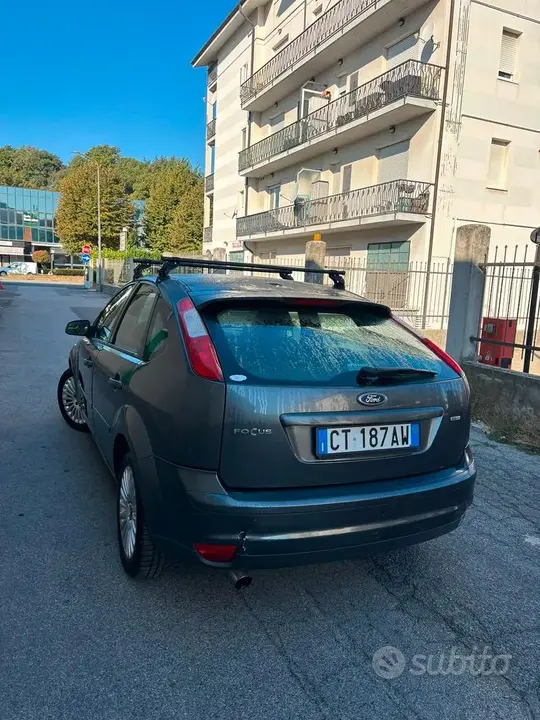Ford Focus 2005 photo 3