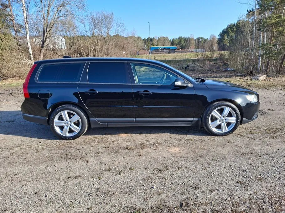 Volvo V70 2008 photo 5