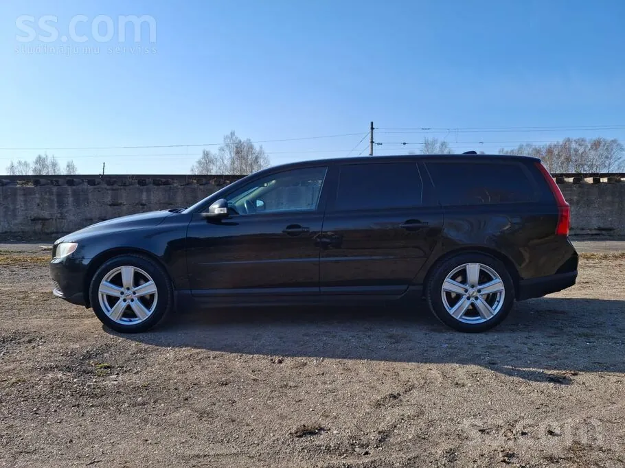 Volvo V70 2008 photo 4