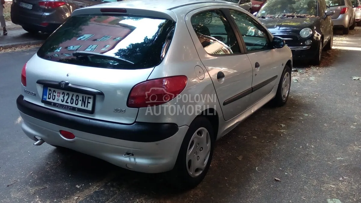 Peugeot 206 2002 photo 3