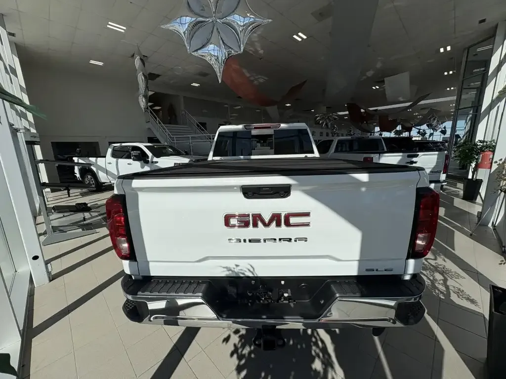 GMC Sierra 2500 2026 photo 5