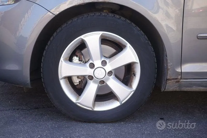Volkswagen Golf Plus 2011 photo 5