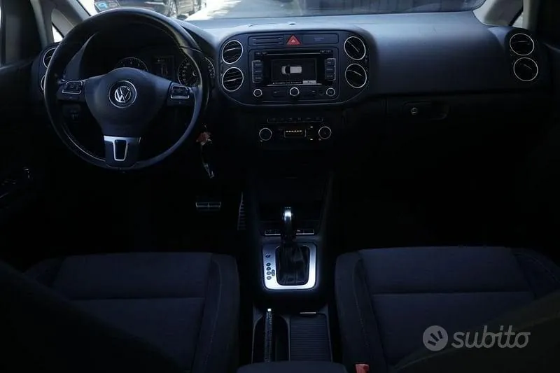 Volkswagen Golf Plus 2011 photo 2
