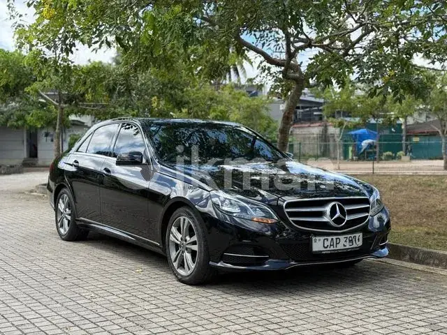 Mercedes-Benz E300 2014 photo 3