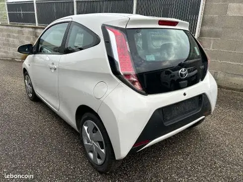 Toyota Aygo 2014 photo 3
