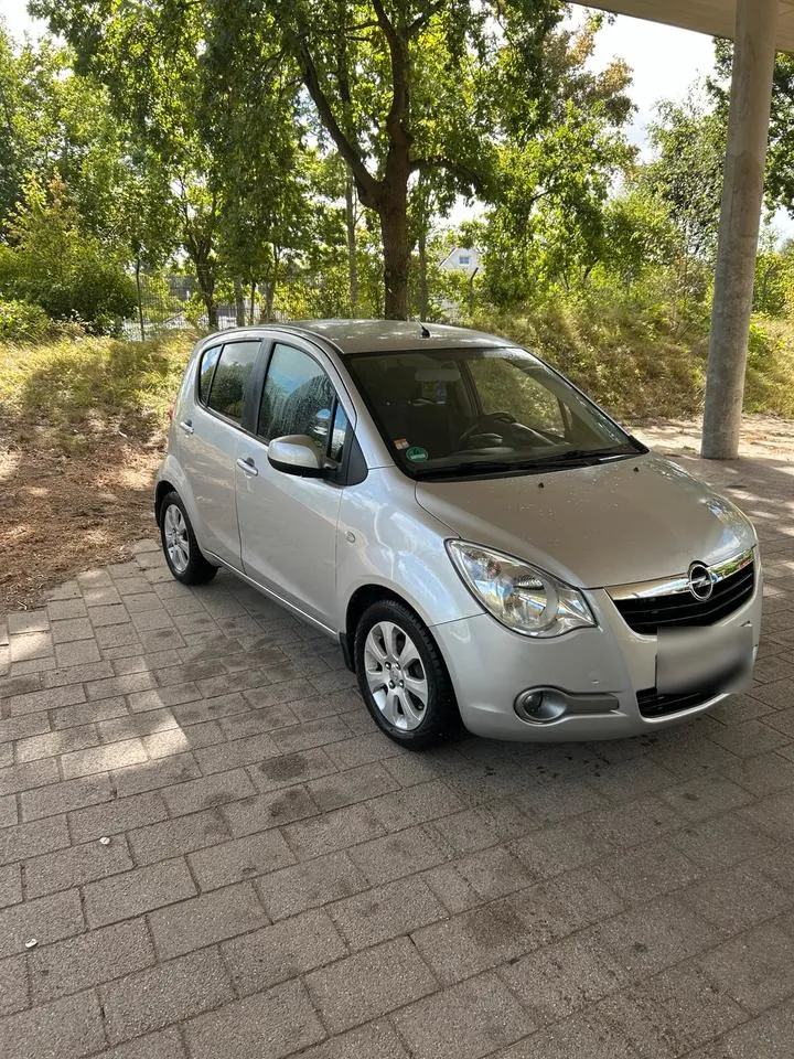 Opel Agila
