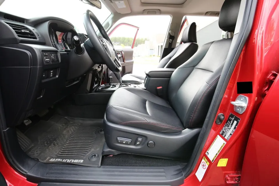 Toyota 4Runner 2016 photo 3
