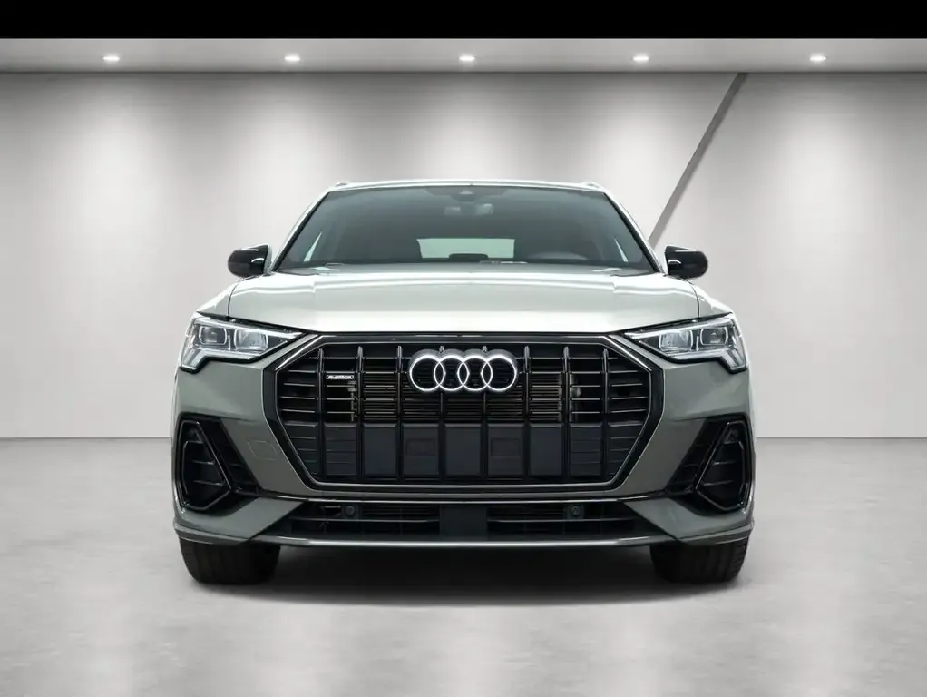 Audi Q3 2024 photo 2