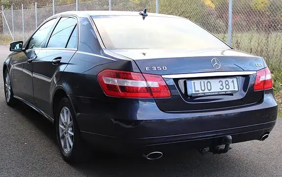 Mercedes-Benz E 350 2011 photo 2