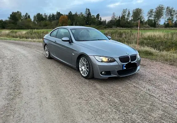 BMW 325I