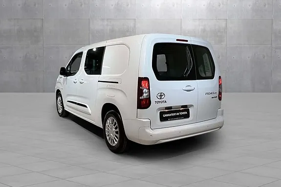Toyota Proace City 2023 photo 3