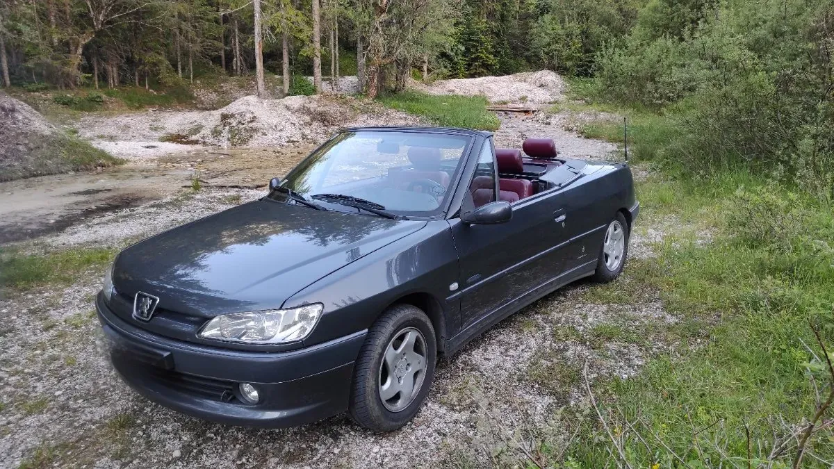 Peugeot 306 2000 photo 2
