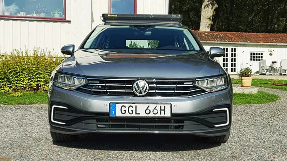 Volkswagen Passat 2020 photo 2