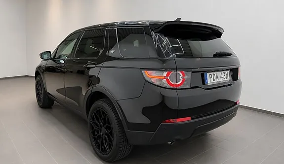 Land Rover Discovery Sport 2016 photo 3