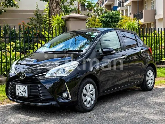 Toyota Vitz 2019 photo 2