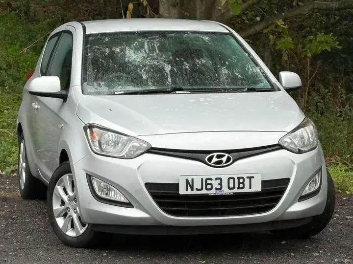 Hyundai I20