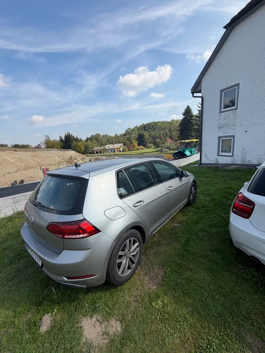 Volkswagen Golf 2018 photo 2