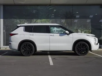 Mitsubishi Outlander 2022 photo 4