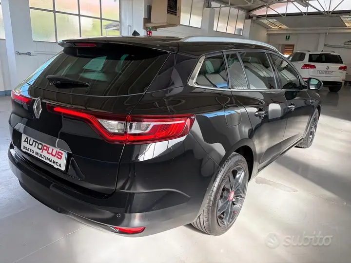 Renault Megane 2018 photo 4