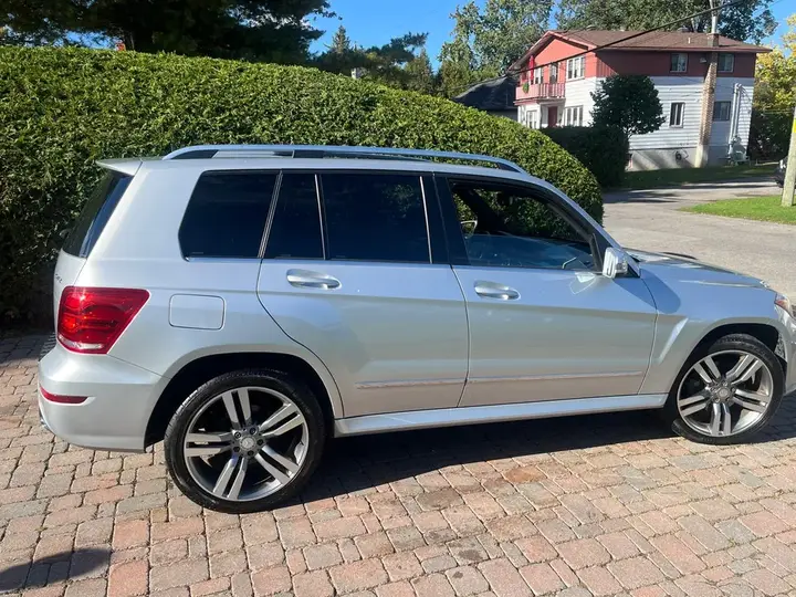 Mercedes-Benz Glk350 2015 photo 3