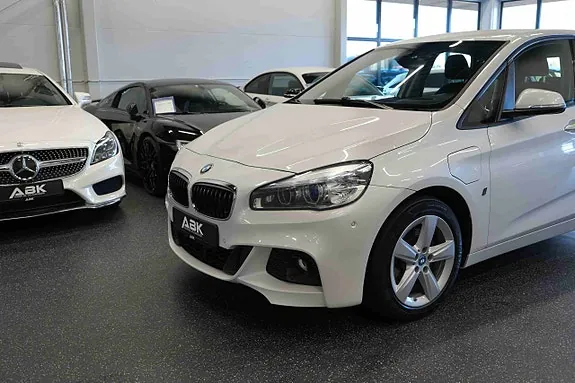 BMW 225Xe 2017 photo 2
