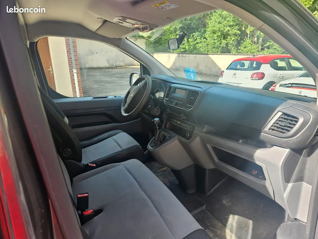 Citroen Jumpy 2017 photo 2