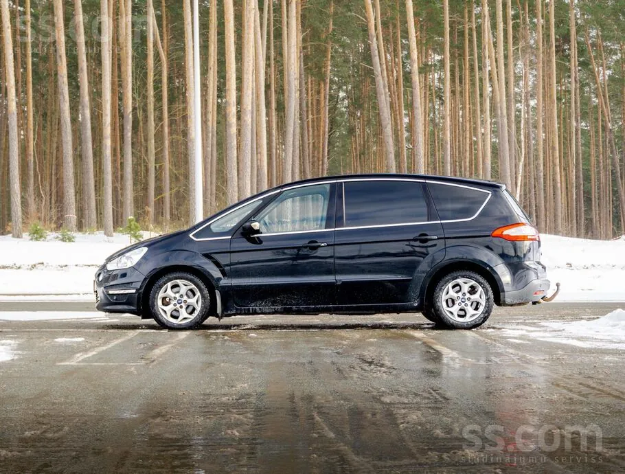 Ford S-Max 2010 photo 4