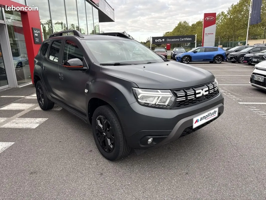 Dacia Duster 2023 photo 3