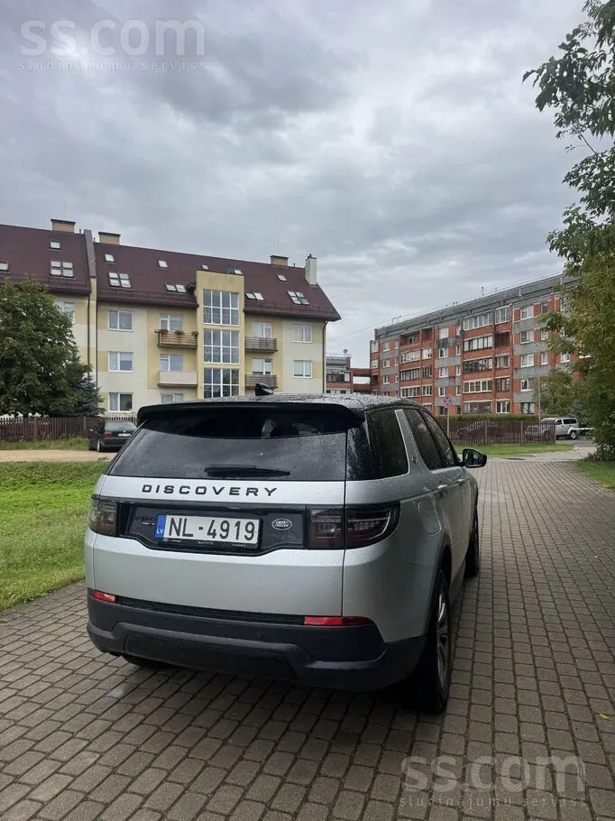 Land Rover Discovery Sport 2020 photo 3