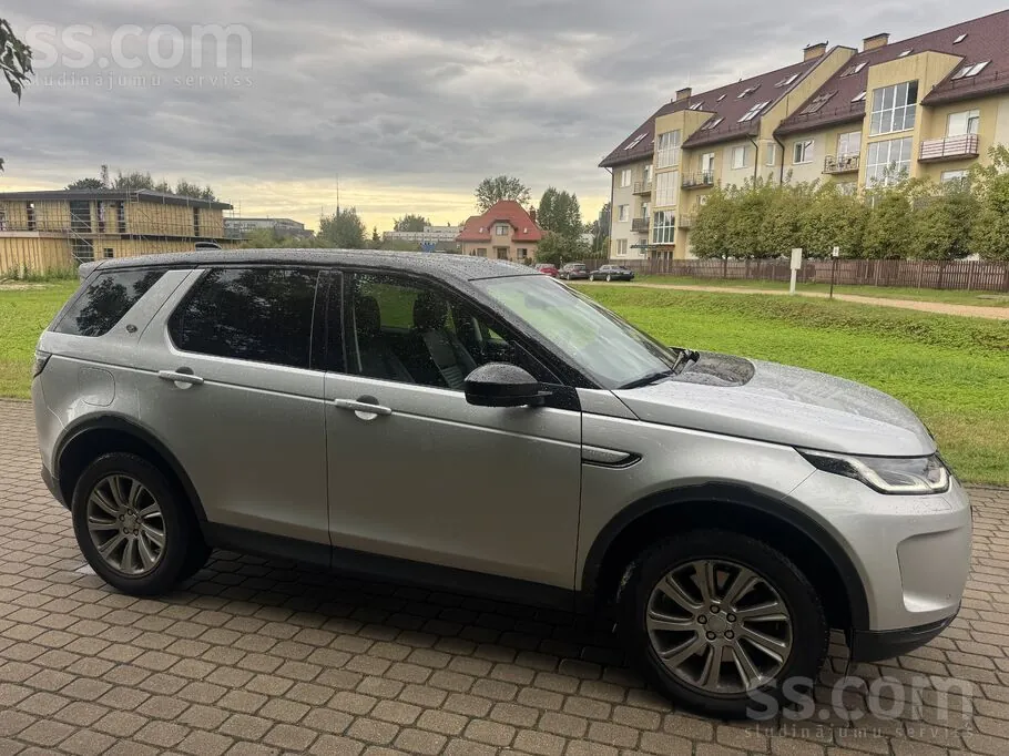 Land Rover Discovery Sport 2020 photo 2