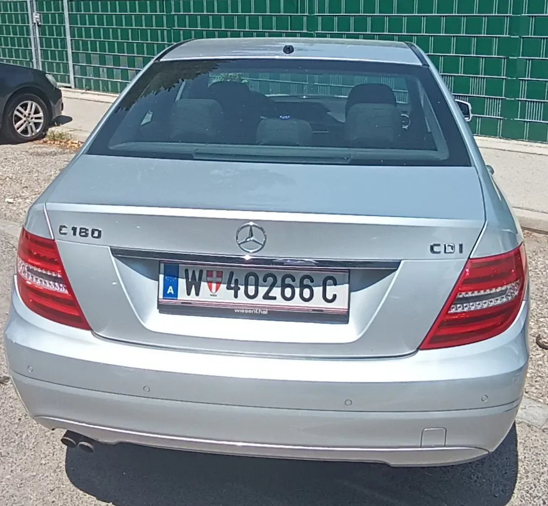 Mercedes-Benz C-Class 2012 photo 3