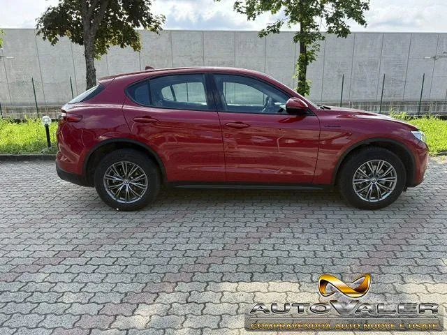Alfa Romeo Stelvio 2018 photo 5